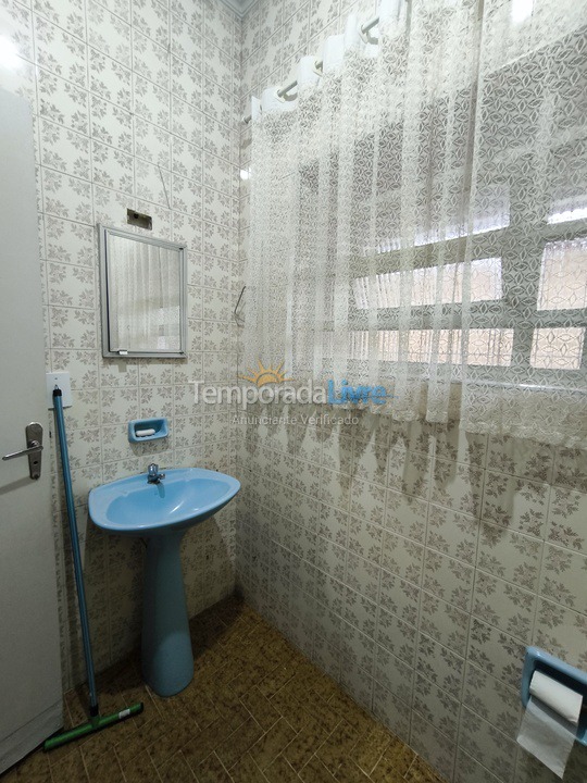 Casa para aluguel de temporada em Praia Grande (Vila Mirim)