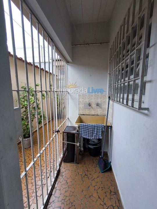 Casa para aluguel de temporada em Praia Grande (Vila Mirim)