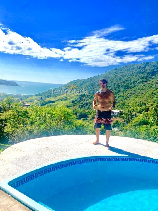 Casa para aluguel de temporada em Garopaba (Praia do Silveira)