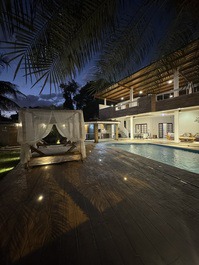 VENDO HERMOSA CASA EN EL CENTRO