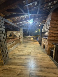 VENDO HERMOSA CASA EN EL CENTRO