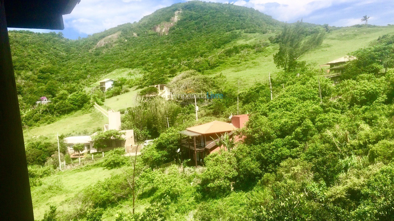 Casa para aluguel de temporada em Garopaba (Praia do Silveira)