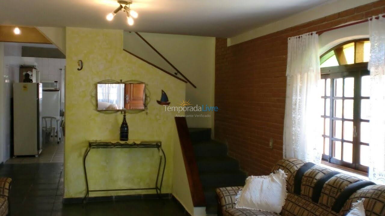 Casa para aluguel de temporada em Ubatuba (Lagoinha)