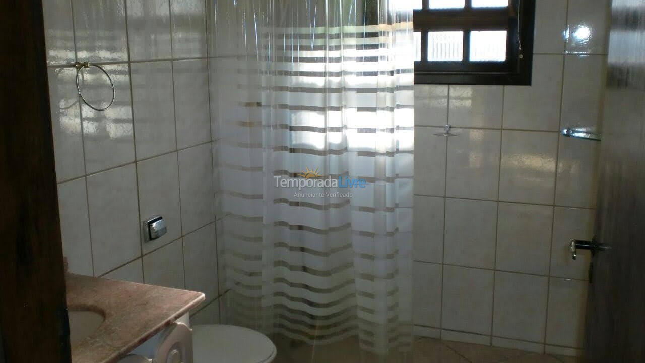 Casa para aluguel de temporada em Ubatuba (Lagoinha)