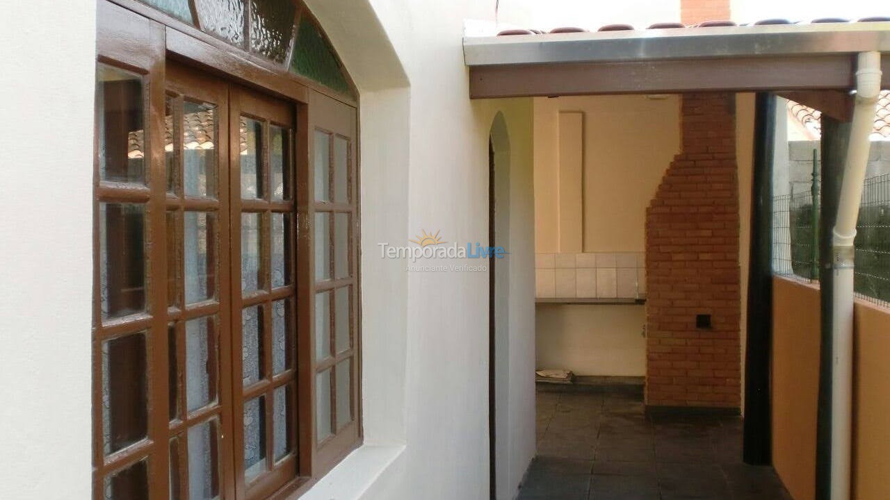 Casa para aluguel de temporada em Ubatuba (Lagoinha)