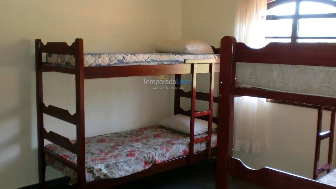 Casa para aluguel de temporada em Ubatuba (Lagoinha)