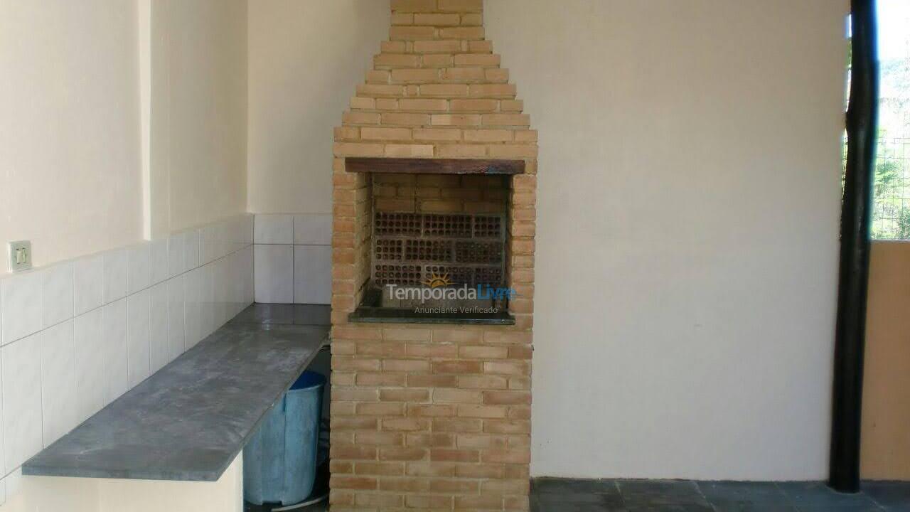 Casa para aluguel de temporada em Ubatuba (Lagoinha)