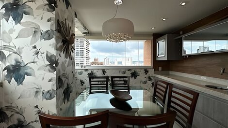 I Flat de Lujo en el Sector Oeste