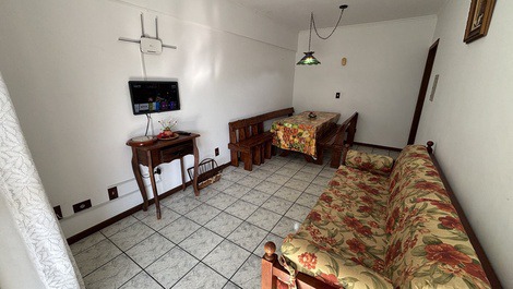 Apartment, located 50 meters from the sea in Bombas.