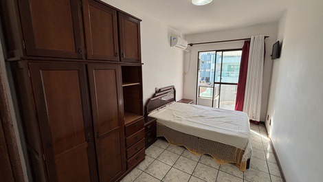 Apartment, located 50 meters from the sea in Bombas.