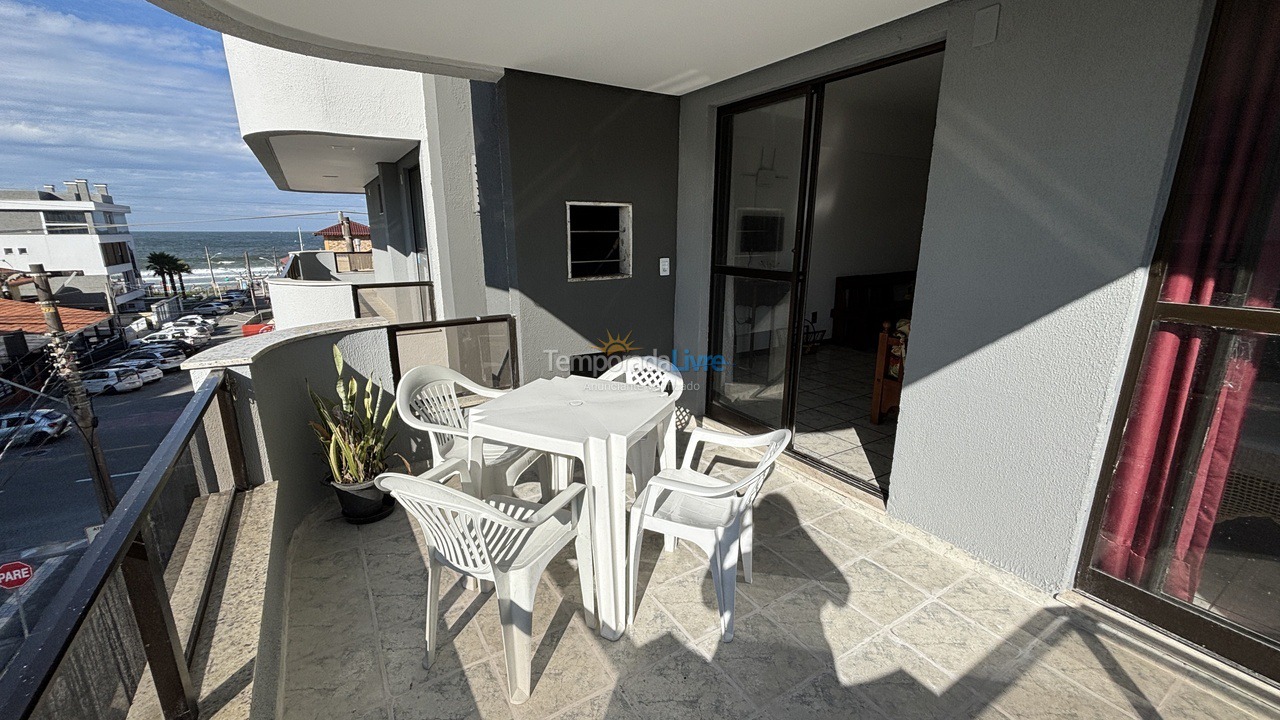 Apartment for vacation rental in Bombinhas (Praia de Bombas)