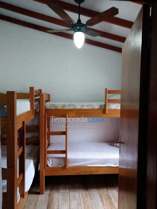 Casa para aluguel de temporada em Florianópolis (Lagoinha)