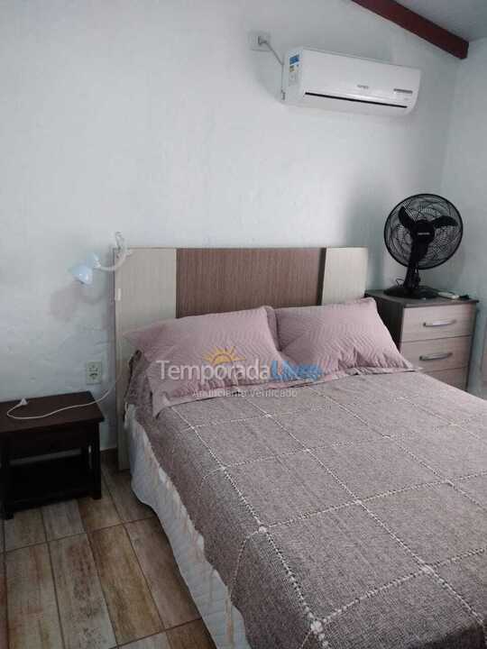 Casa para aluguel de temporada em Florianópolis (Lagoinha)