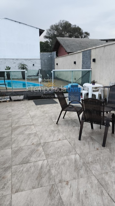 Casa para aluguel de temporada em Florianópolis (Praia do Moçambique)