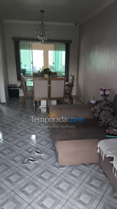 Casa para aluguel de temporada em Florianópolis (Praia do Moçambique)