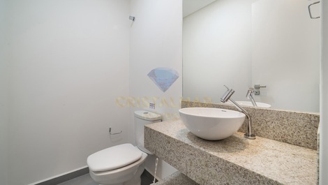 Apartment, located 100 meters from the sea in Praia de Canto Grande.