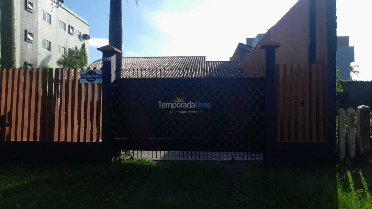 Casa para aluguel de temporada em Guaratuba (Praia Central)