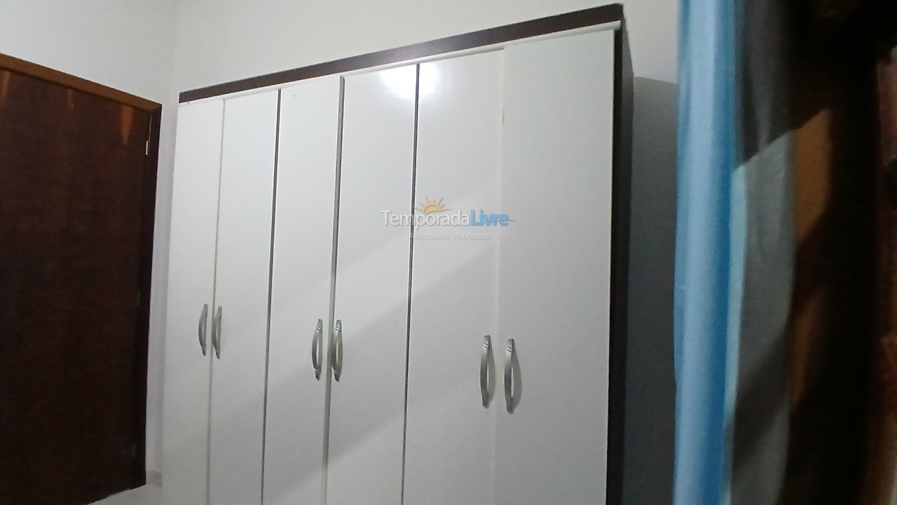 Casa para aluguel de temporada em Navegantes (Meia Praia)