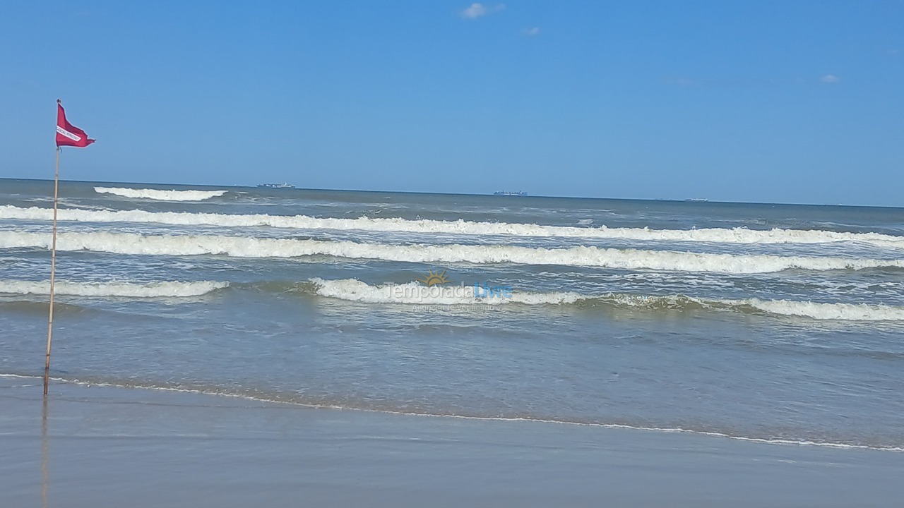 Casa para aluguel de temporada em Navegantes (Meia Praia)