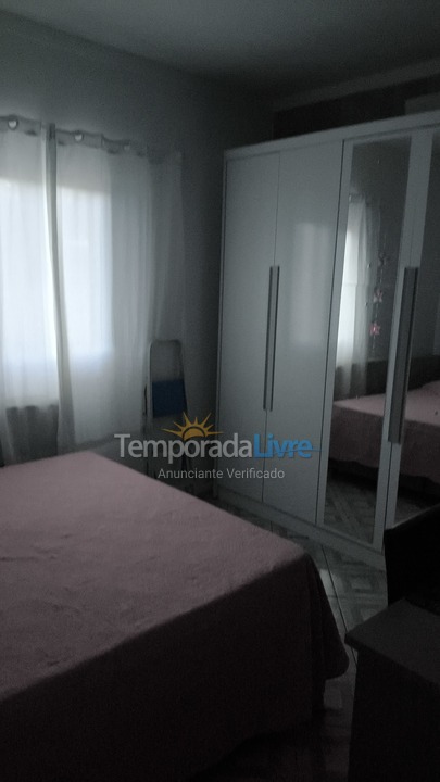 Casa para aluguel de temporada em Florianópolis (Praia do Moçambique)