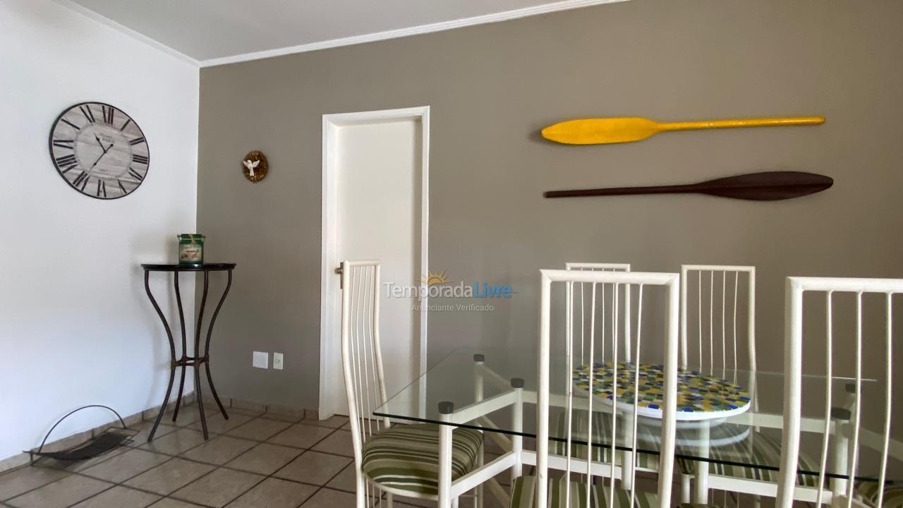 Apartment for vacation rental in Guarujá (Enseada)
