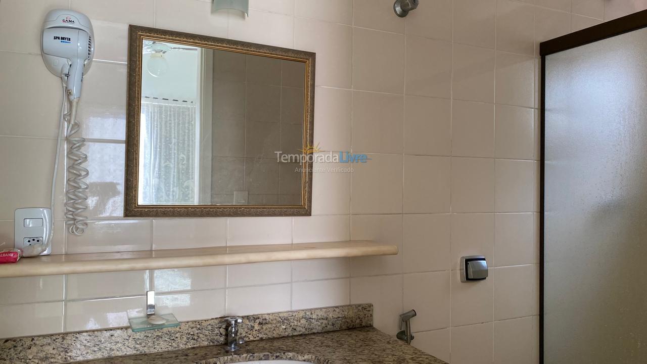 Apartment for vacation rental in Guarujá (Enseada)