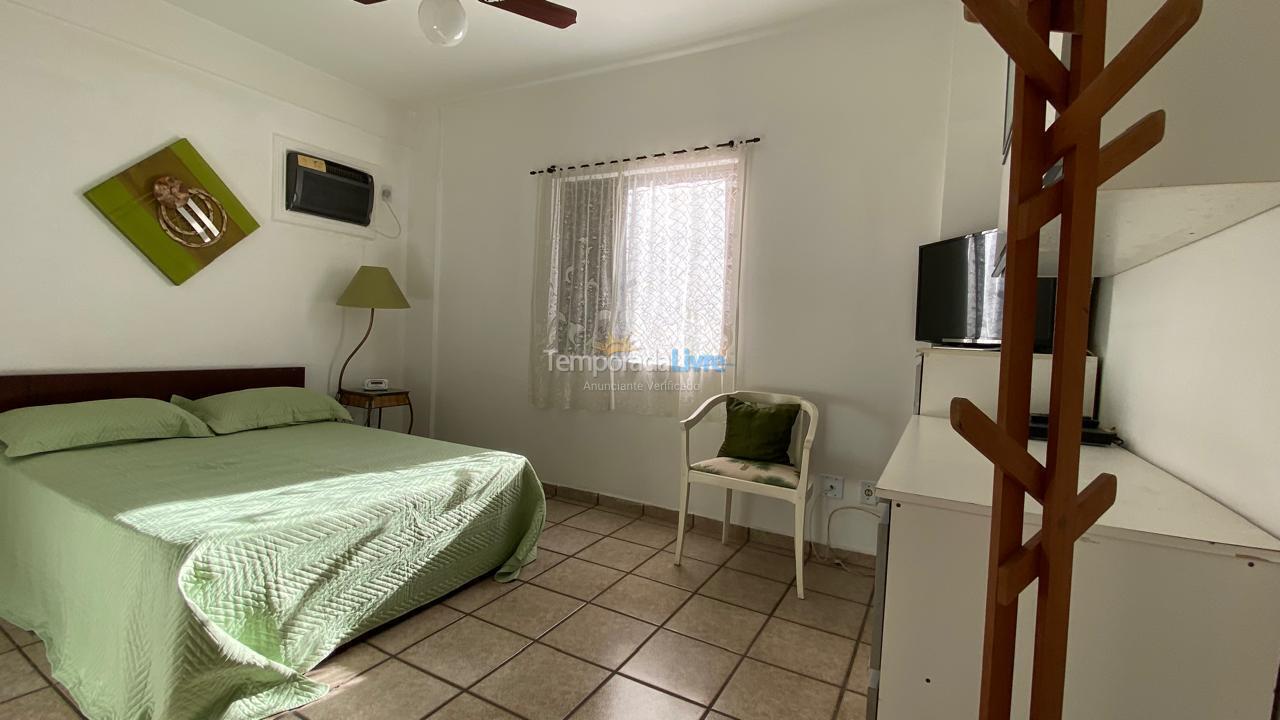 Apartment for vacation rental in Guarujá (Enseada)