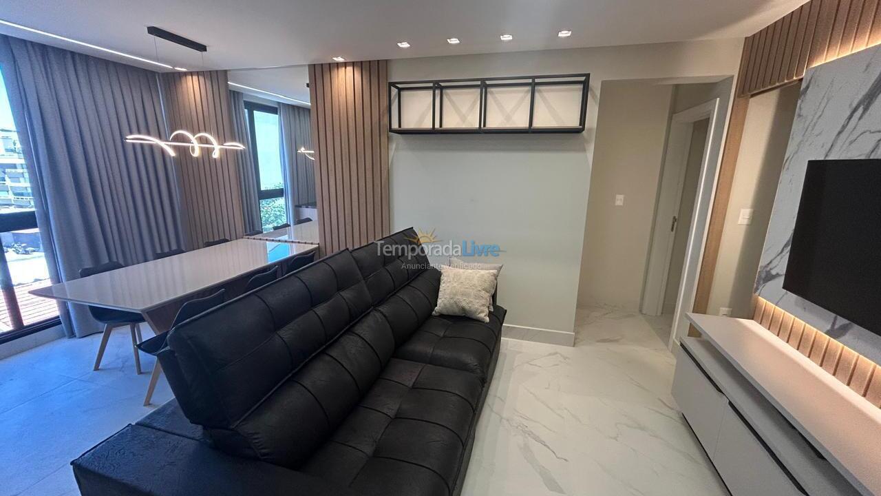 Apartment for vacation rental in Bombinhas (Praia de Bombas)