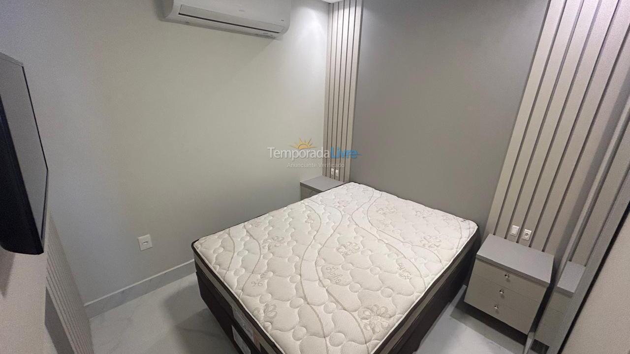 Apartment for vacation rental in Bombinhas (Praia de Bombas)