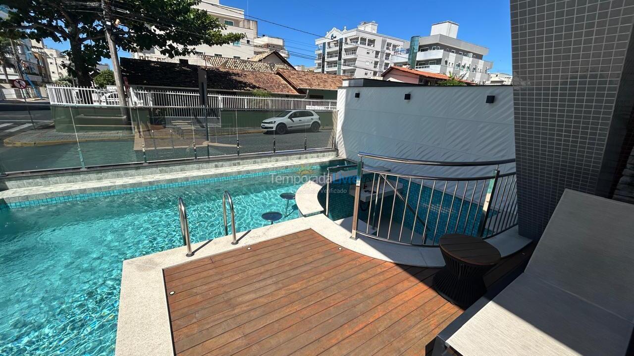 Apartment for vacation rental in Bombinhas (Praia de Bombas)