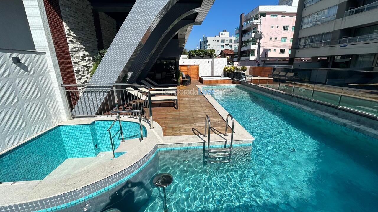 Apartment for vacation rental in Bombinhas (Praia de Bombas)