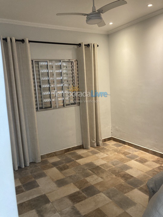 Casa para alquiler de vacaciones em Praia Grande (Guilhermina)