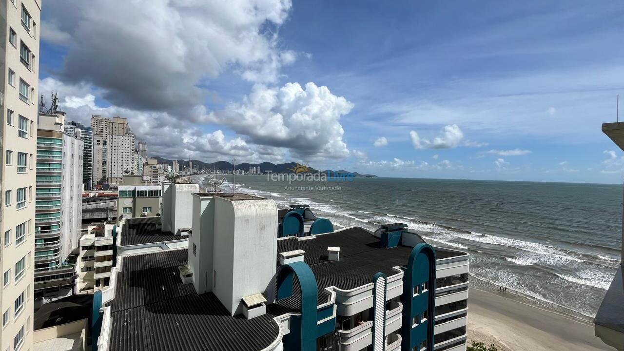 Apartamento para aluguel de temporada em Itapema (Meia Praia)