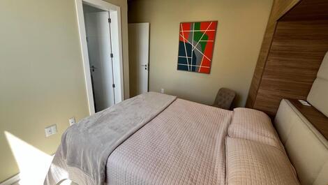 APARTAMENTO LUXUOSO NA QUADRA DO MAR EM MEIA PRAIA - ITAPEMA