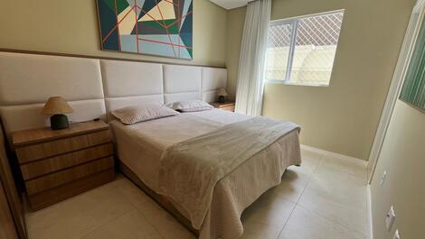 APARTAMENTO LUXUOSO NA QUADRA DO MAR EM MEIA PRAIA - ITAPEMA