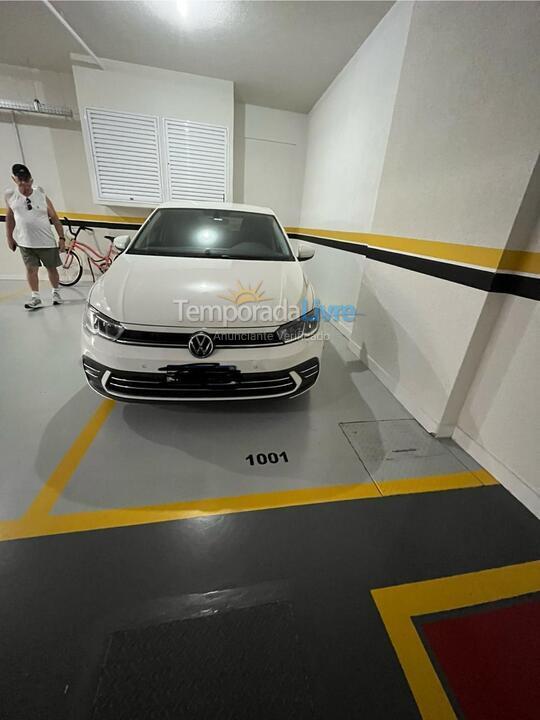 Apartamento para aluguel de temporada em Itapema (Meia Praia)