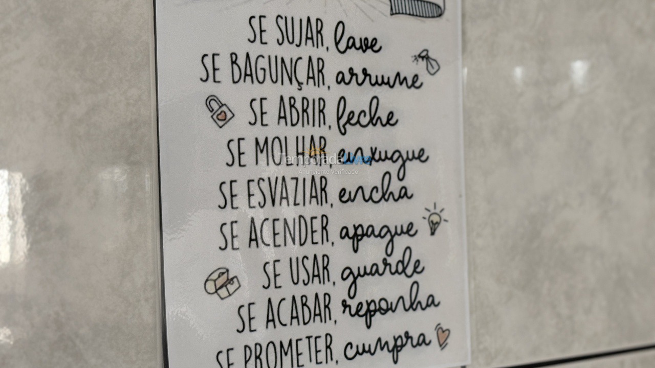 Apartamento para aluguel de temporada em Itapema (Meia Praia)