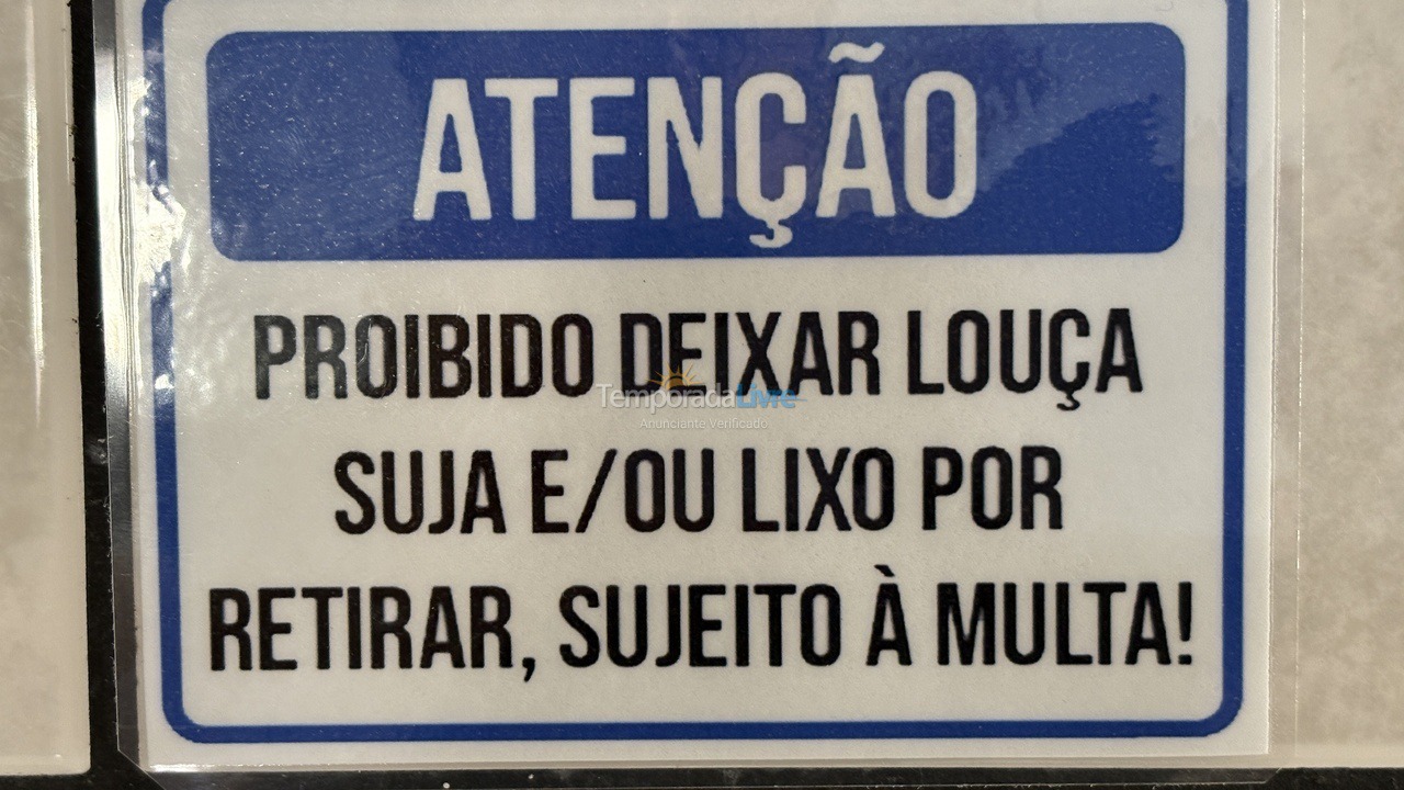 Apartamento para aluguel de temporada em Itapema (Meia Praia)