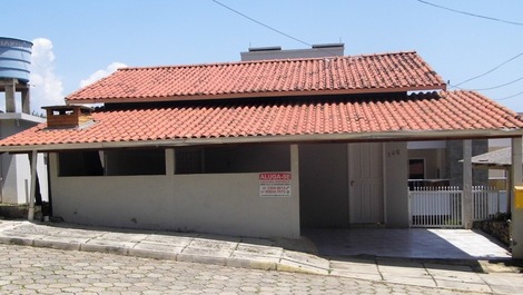 Casa para alugar em Bombinhas - Praia de Bombinhas