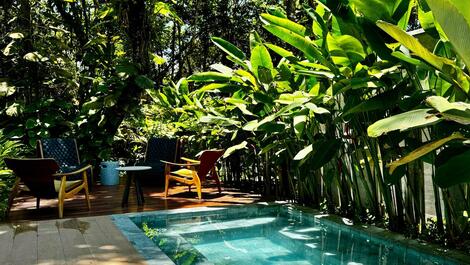 House in a condominium facing the sea in Camburi Beach
