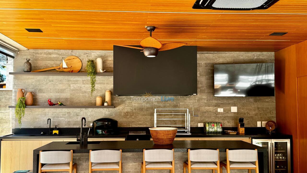 House for vacation rental in São Sebastião (Camburi)