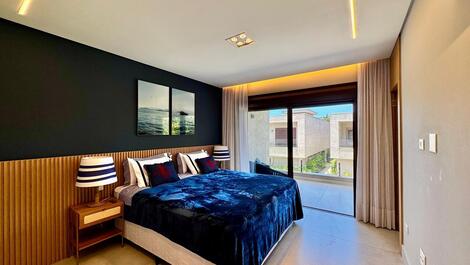 House in a condominium facing the sea in Camburi Beach