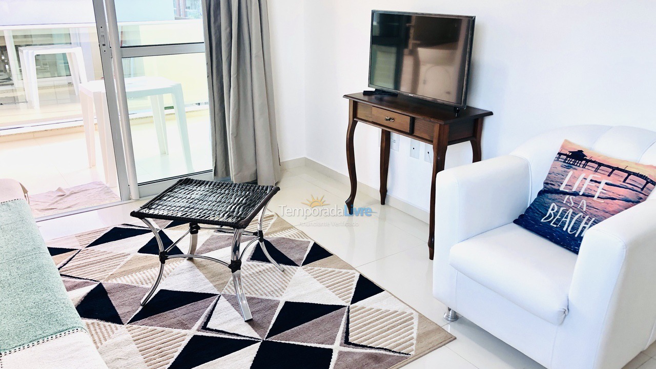 Apartamento para aluguel de temporada em Governador Celso Ramos (Praia de Palmas)