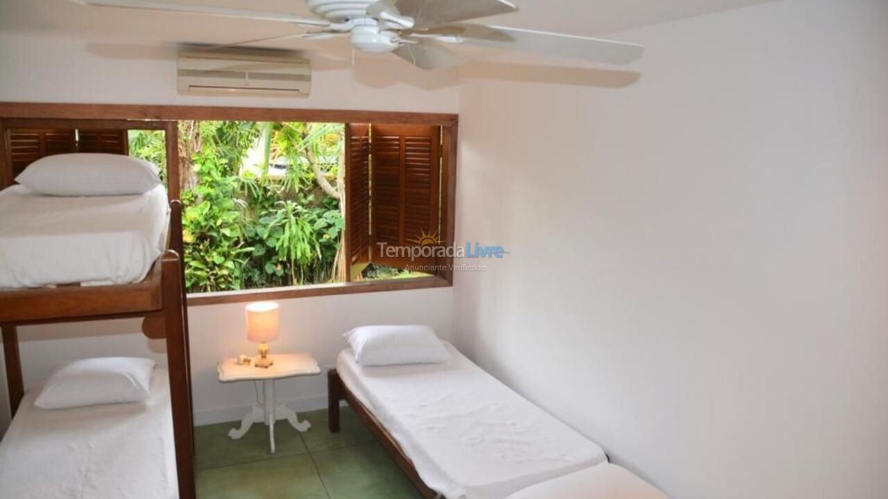 House for vacation rental in São Sebastião (Praia da Baleia)