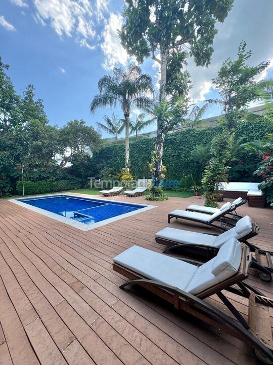 House for vacation rental in São Sebastião (Praia da Baleia)