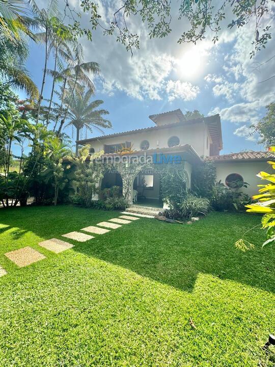 House for vacation rental in São Sebastião (Praia da Baleia)
