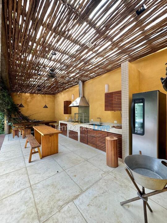 House for vacation rental in São Sebastião (Praia da Baleia)