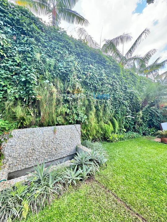 House for vacation rental in São Sebastião (Praia da Baleia)