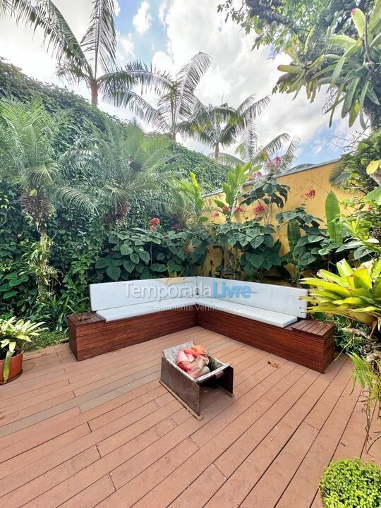 House for vacation rental in São Sebastião (Praia da Baleia)