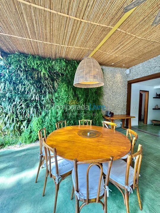 House for vacation rental in São Sebastião (Praia da Baleia)
